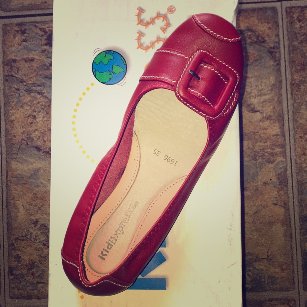 KidExpress Sarah Red Leather